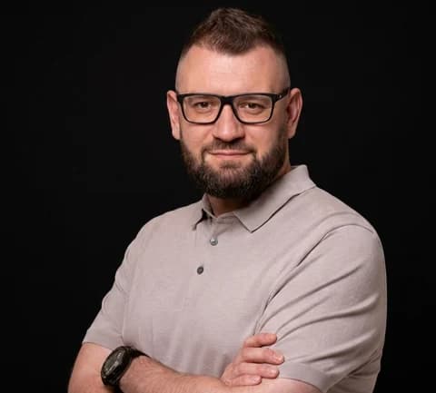 Владимир Назаров